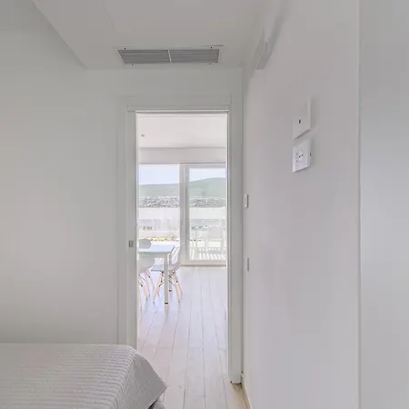 Capo Falcone Charming *