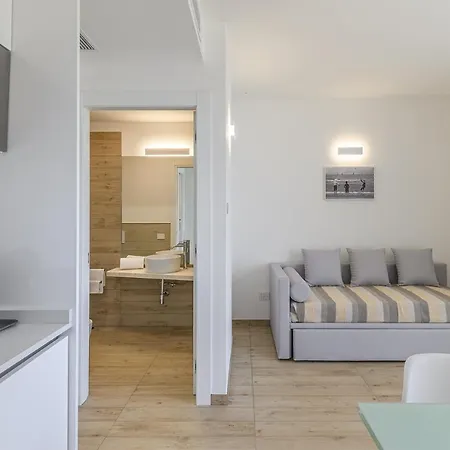 Capo Falcone Charming *